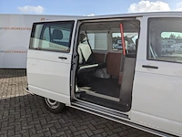 Personenbus, volkswagen, transporter - afbeelding 18 van  40