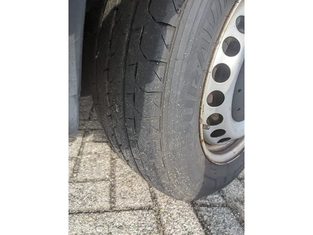 Personenbus, volkswagen, transporter - afbeelding 30 van  40