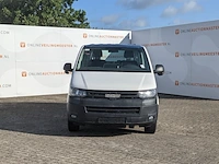 Personenbus, volkswagen, transporter - afbeelding 23 van  40
