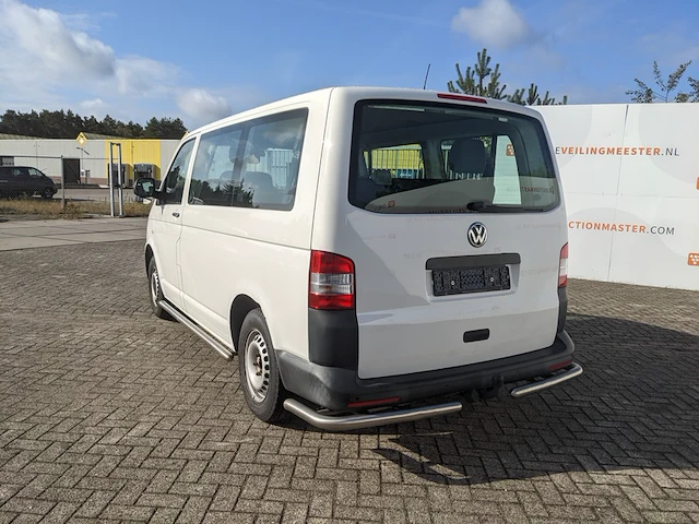 Personenbus, volkswagen, transporter - afbeelding 39 van  40
