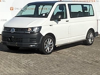 Personenbus, volkswagen, transporter - afbeelding 1 van  52