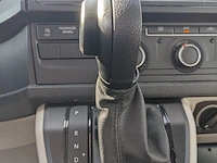 Personenbus, volkswagen, transporter - afbeelding 13 van  52