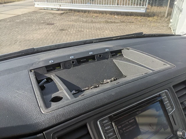 Personenbus, volkswagen, transporter - afbeelding 20 van  52