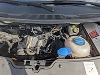 Personenbus, volkswagen, transporter - afbeelding 32 van  52