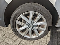 Personenbus, volkswagen, transporter - afbeelding 38 van  52