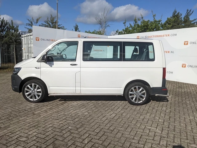 Personenbus, volkswagen, transporter - afbeelding 52 van  52