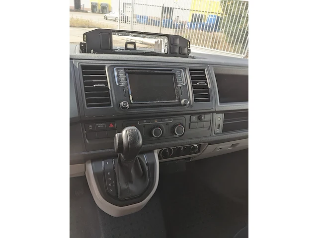 Personenbus, volkswagen, transporter - afbeelding 8 van  50