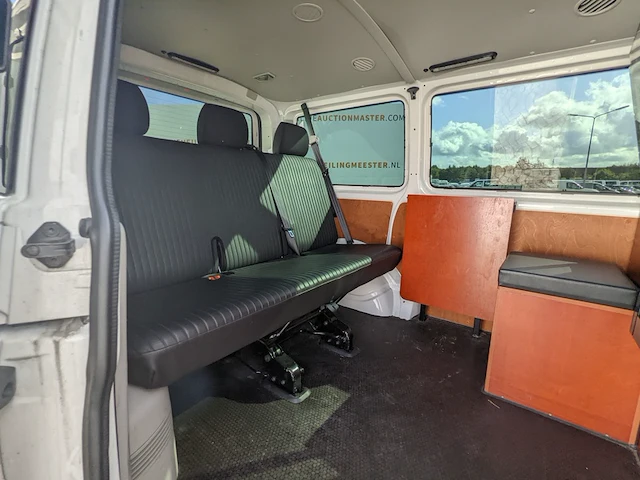 Personenbus, volkswagen, transporter - afbeelding 25 van  50
