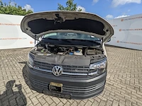 Personenbus, volkswagen, transporter - afbeelding 28 van  50