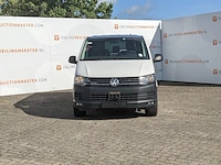 Personenbus, volkswagen, transporter - afbeelding 23 van  50