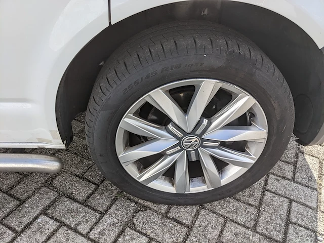 Personenbus, volkswagen, transporter - afbeelding 38 van  50