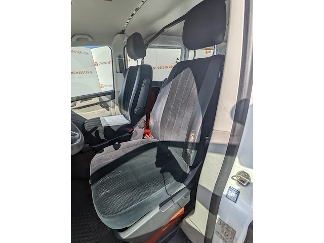 Personenbus, volkswagen, transporter - afbeelding 4 van  47
