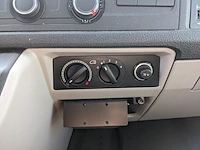 Personenbus, volkswagen, transporter - afbeelding 15 van  47