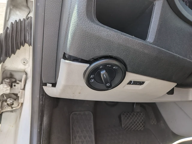 Personenbus, volkswagen, transporter - afbeelding 18 van  47
