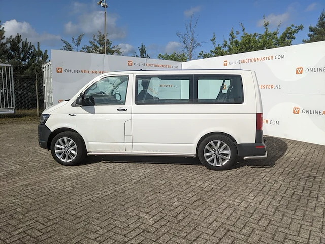 Personenbus, volkswagen, transporter - afbeelding 47 van  47