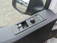 Personenbus, volkswagen, transporter - afbeelding 16 van  48