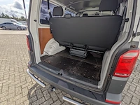 Personenbus, volkswagen, transporter - afbeelding 18 van  48