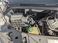 Personenbus, volkswagen, transporter - afbeelding 30 van  48