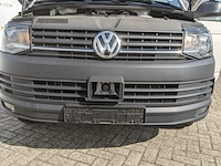 Personenbus, volkswagen, transporter - afbeelding 31 van  48