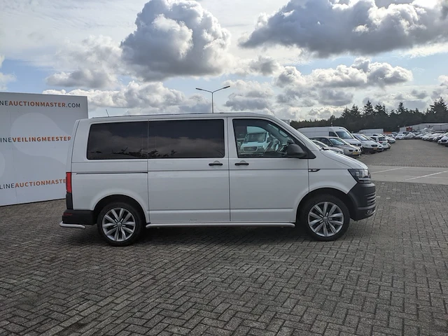 Personenbus, volkswagen, transporter - afbeelding 44 van  48