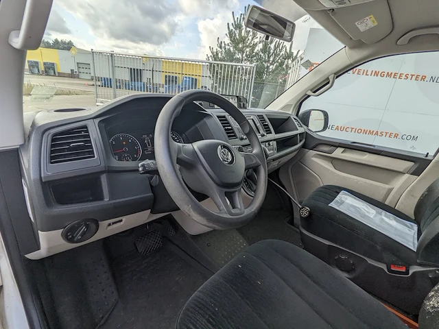 Personenbus, volkswagen, transporter - afbeelding 3 van  45