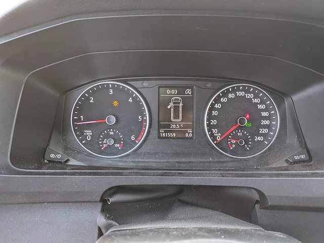 Personenbus, volkswagen, transporter - afbeelding 6 van  45