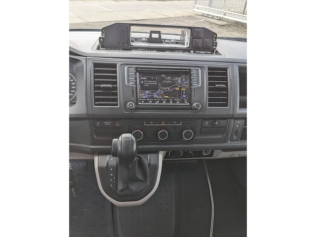 Personenbus, volkswagen, transporter - afbeelding 8 van  45