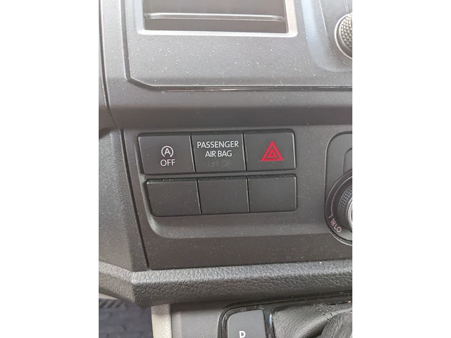 Personenbus, volkswagen, transporter - afbeelding 11 van  45