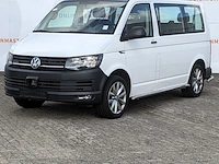 Personenbus, volkswagen, transporter - afbeelding 1 van  45