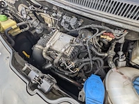 Personenbus, volkswagen, transporter - afbeelding 30 van  45