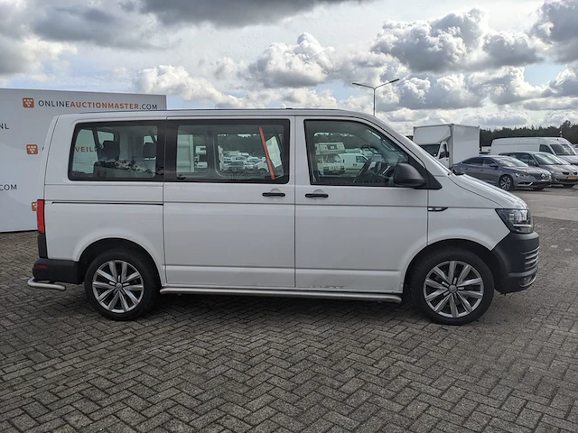 Personenbus, volkswagen, transporter - afbeelding 41 van  45