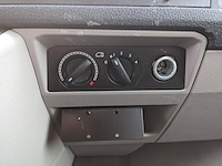 Personenbus, volkswagen, transporter - afbeelding 15 van  46