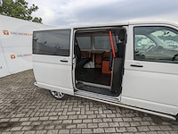 Personenbus, volkswagen, transporter - afbeelding 21 van  46
