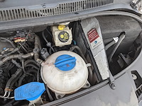 Personenbus, volkswagen, transporter - afbeelding 30 van  46