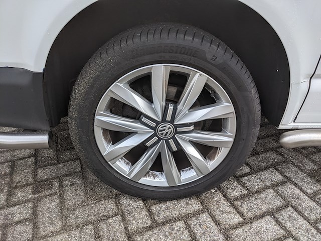 Personenbus, volkswagen, transporter - afbeelding 36 van  46