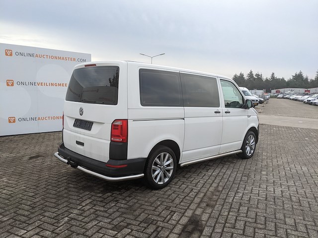 Personenbus, volkswagen, transporter - afbeelding 43 van  46