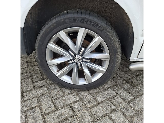 Personenbus, volkswagen, transporter - afbeelding 5 van  50