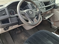 Personenbus, volkswagen, transporter - afbeelding 9 van  50