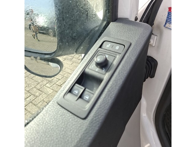 Personenbus, volkswagen, transporter - afbeelding 10 van  50