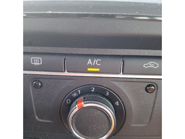 Personenbus, volkswagen, transporter - afbeelding 19 van  50