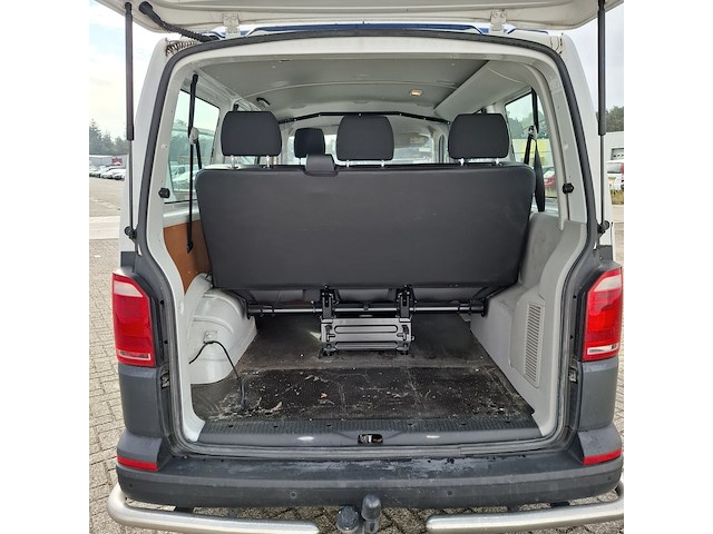 Personenbus, volkswagen, transporter - afbeelding 26 van  50