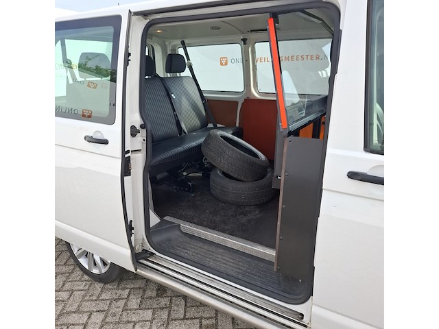 Personenbus, volkswagen, transporter - afbeelding 27 van  50