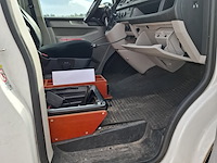 Personenbus, volkswagen, transporter - afbeelding 31 van  50