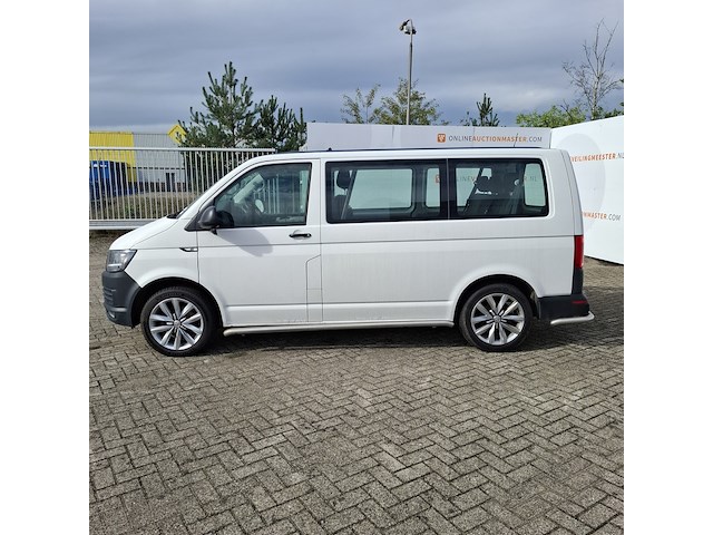 Personenbus, volkswagen, transporter - afbeelding 50 van  50