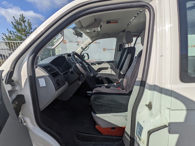 Personenbus, volkswagen, transporter - afbeelding 3 van  55