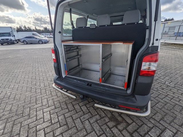 Personenbus, volkswagen, transporter - afbeelding 21 van  55