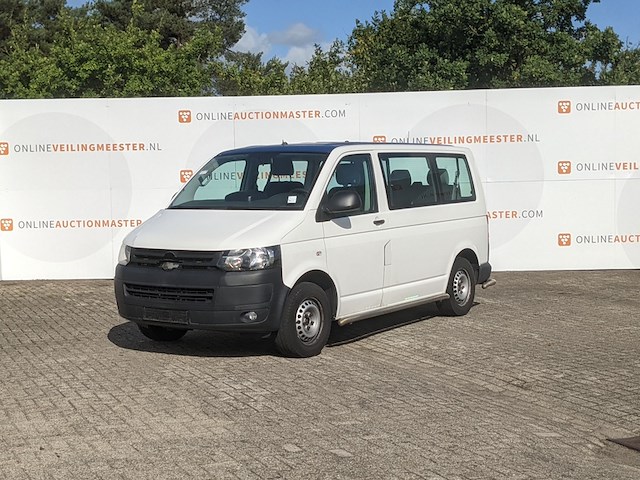 Personenbus, volkswagen, transporter - afbeelding 12 van  55