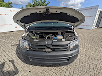 Personenbus, volkswagen, transporter - afbeelding 30 van  55