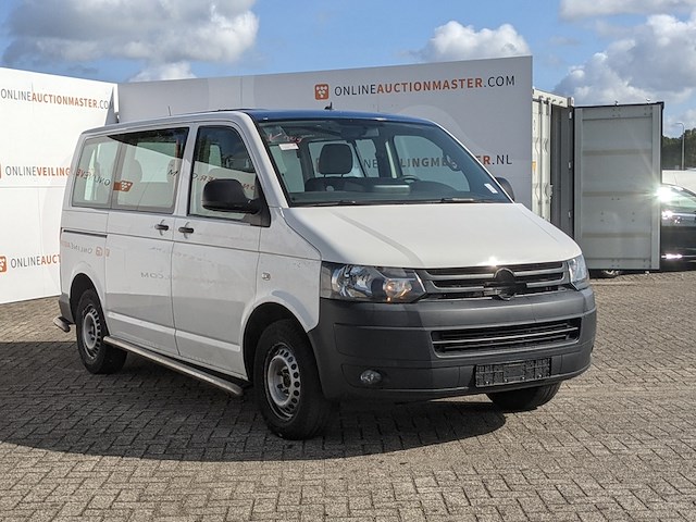 Personenbus, volkswagen, transporter - afbeelding 34 van  55