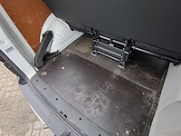 Personenbus, volkswagen, transporter - afbeelding 15 van  49